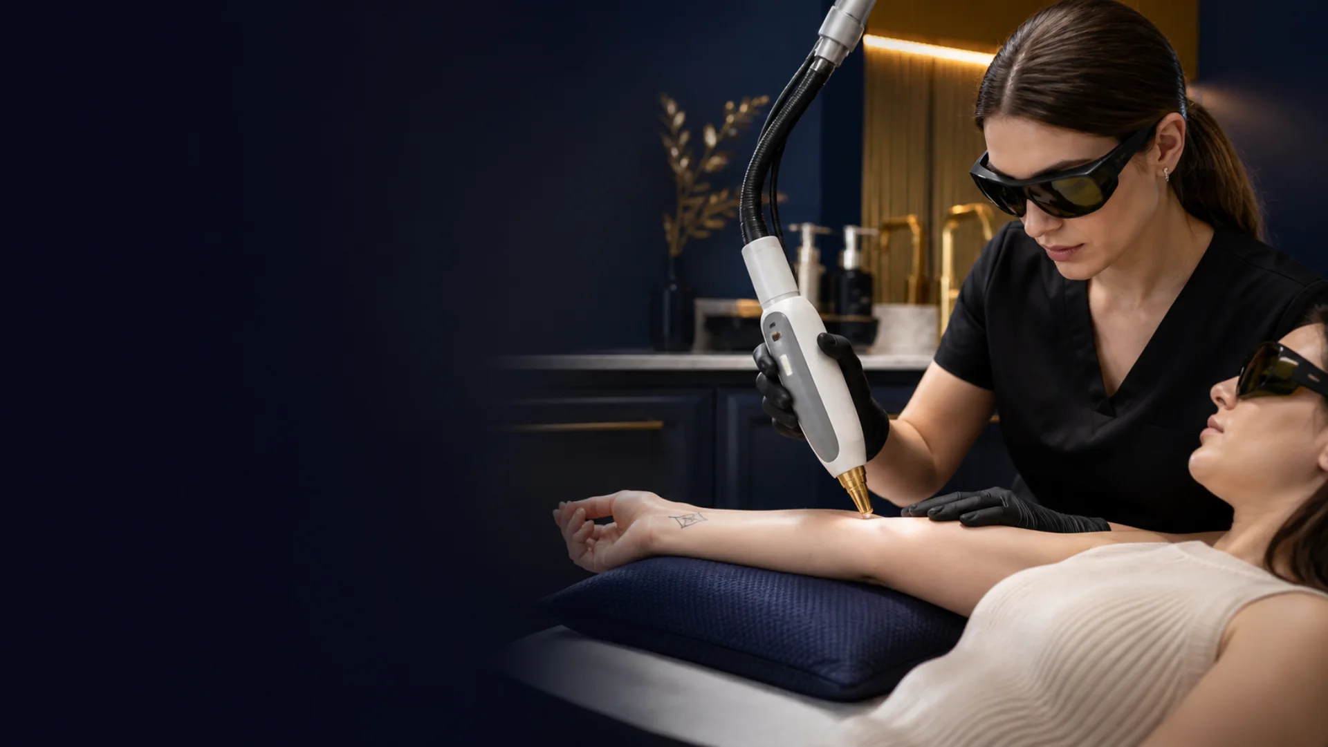 Laser tattoo removal